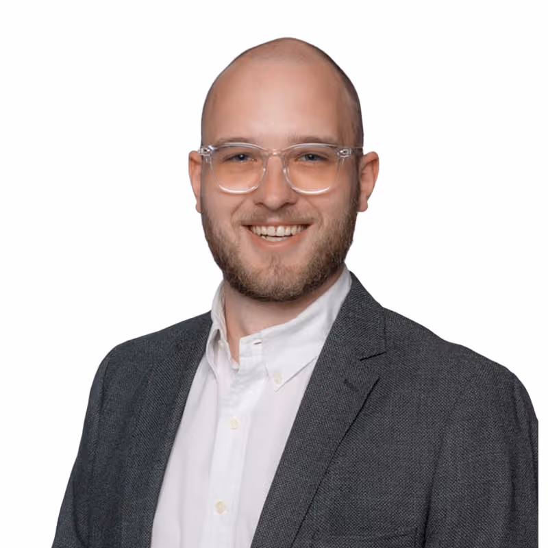 Luca Marino Faller, Inhaber und Bausachverständiger von BauReport Sachverständigenbüro.