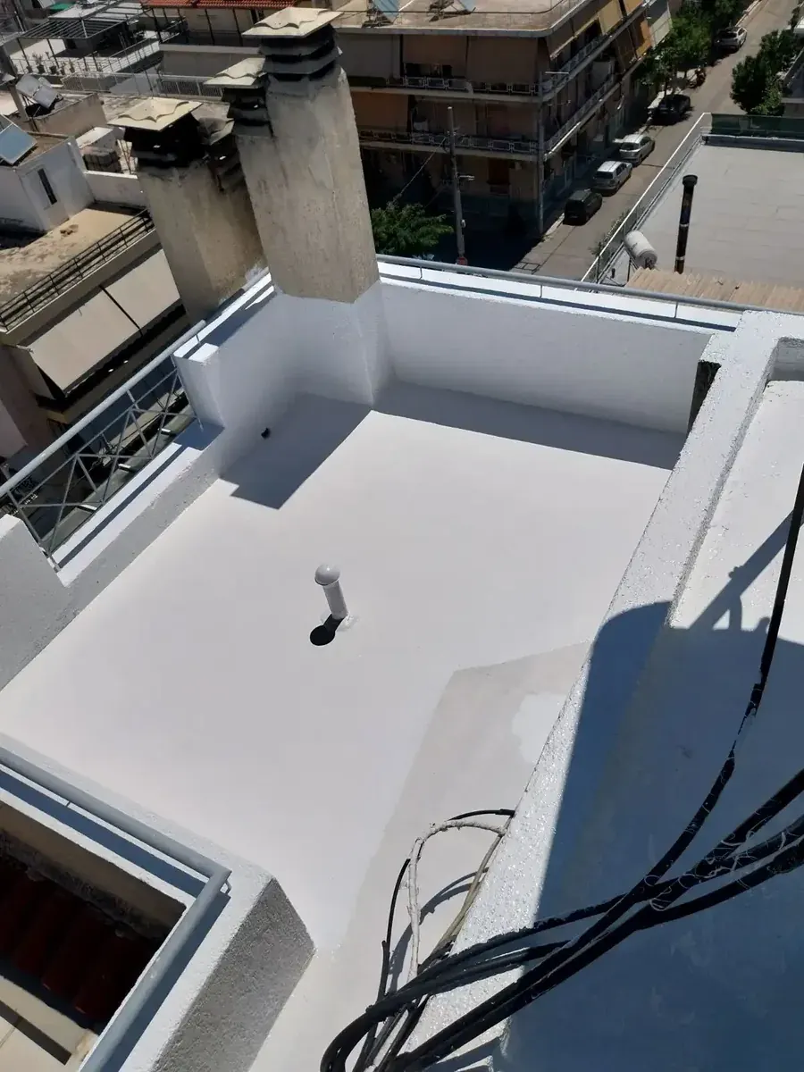 Abdichtung: Flüssigkunststoff (Polyurethan) auf einer Dachterrasse